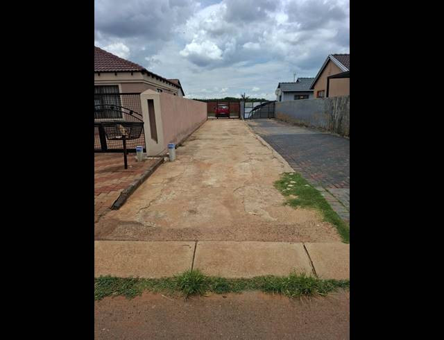 2 BEDROOM HOUSE FOR SALE IN MAPLETON